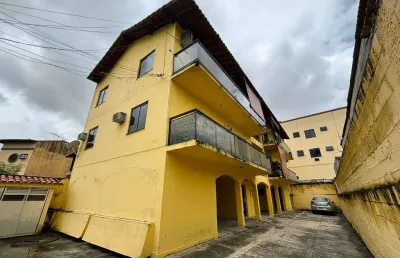 Apartamento com 2 quartos  bem localizado na rua da microlins - centro