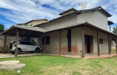 Casa à venda com sala ampla em conceito moderno 3 quartos (1suite)