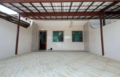 Casa com 2 quartos (1 suite )  garagem para 2 carros na pontinha