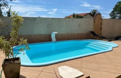 Casa com 4 quartos ( 2 suítes - 1 externa)  e piscina  - araruama - rj