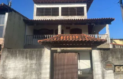 Casa à venda, com 4 quartos no parque das acácias - araruama/rj