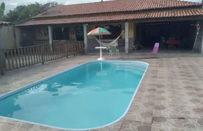 Casa à venda com 2 quartos + àrea gourmet completa em iguabinha/rj