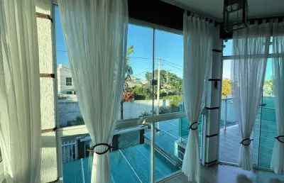 Duplex à venda no condomínio dos pássaros em cabo frio/rj