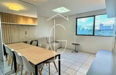 Lindo apartamento reformado e mobiliado em andar alto na madalena