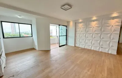 Lindo apartamento de 105m² reformado próximo da praça do rosarinho