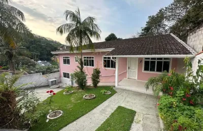 Casa com 3 quartos à venda no Centro, São José 