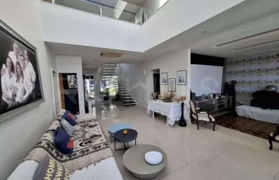 Casa em condomínio com 4 quartos e 480m², à venda em charitas, niterói/rj