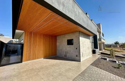 Casa térrea com piscina,  em condomínio zona leste de londrina