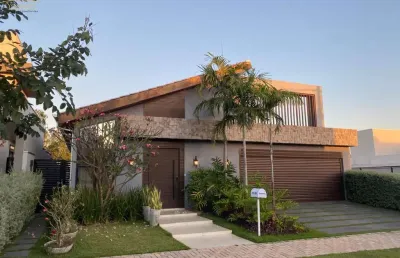 Casa com 3 quartos à venda na Avenida dos Florais, Ribeirão do Lipa, Cuiabá