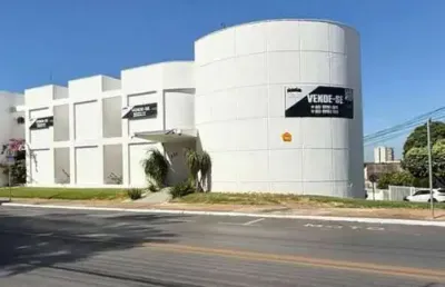 Imóvel comercial na av. das flores para locação - 13 salas, 6 banheiros, 15 vagas de garagem - 1.092m² - jardim cuiabá - cuiabá-mt