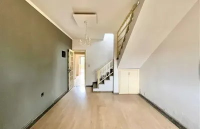 Casa à venda em canoas, nossa senhora das graças, com 2 quartos, 200m²