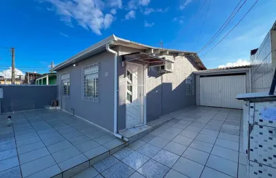 Casa à venda em canoas, guajuviras, com 2 quartos, 82m²