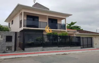 Casa com 4 quartos à venda no Fazenda Santo Antônio, São José 