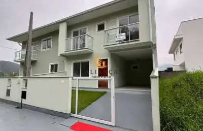 Casa com 3 quartos à venda na Rua Joel Viana Koester, Forquilhas, São José