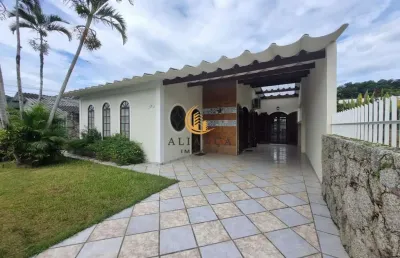 Casa com 3 quartos à venda no Forquilhinhas, São José 