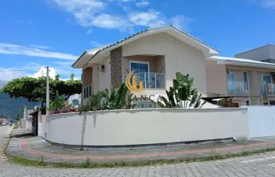 Casa com 2 quartos à venda na Rua Olávio de Biase, Barra do Aririú, Palhoça