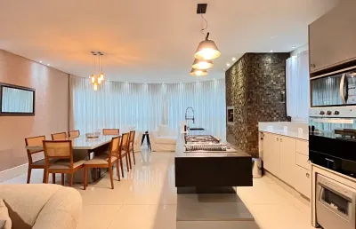 Apartamento com 3 quartos para alugar na Rua Delfim Mário Pádua Peixoto, Praia Brava, Itajaí