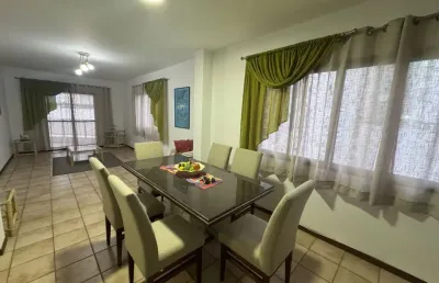 Aluguel anual mobiliado com vista mar 3 quartos 2 vagas