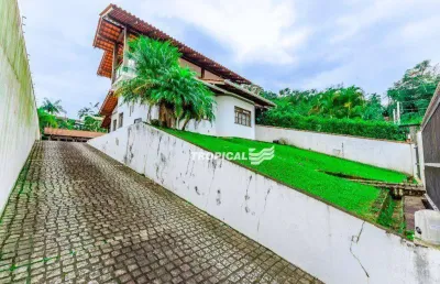 Casa com 3 dormitórios à venda, 321 m² por r$ 1.120.000,00 - água verde - blumenau/sc