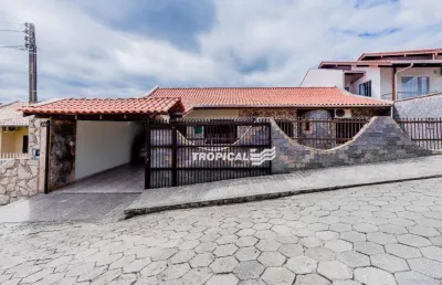 Casa com 3 dormitórios à venda, 478 m² por r$ 1.200.000,00 - fortaleza - blumenau/sc