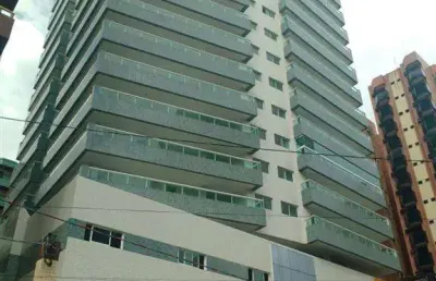 204,7mil entrada saldo direto 2 suites 2 vagas 100m do mar da praia da vila guilhermina - lazer completo