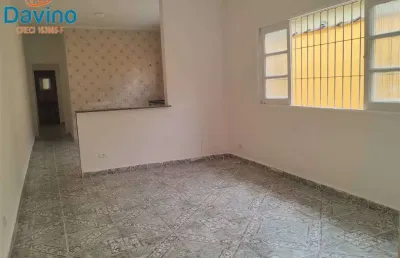 Bela casa geminada no caiçara com 2 dormitórios sendo uma suíte, por apenas r$350.000,00 à vista ou pelos bancos, aceita fgts