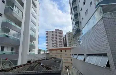 305mil apartamento 2 quartos há 150 metros da praia