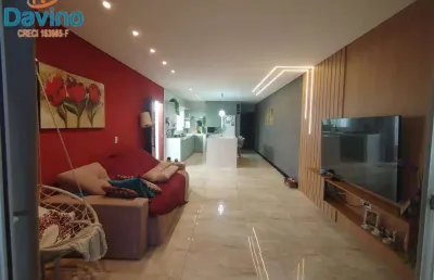 Casa térrea praia da vila guilhermina porteira fechada lindamente mobiliada excelente acabamento interno espaço gourmet com jacuzzi churrasqueira e forno a lenha.