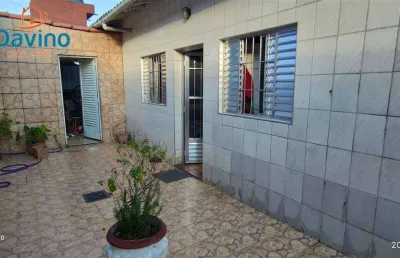 Casa térrea em condominio  - 300 metros da praia do jardim real