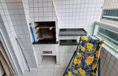 Apartamento em predio frente mar  sacada com churrasqueira piscina e lazer  pé na areia