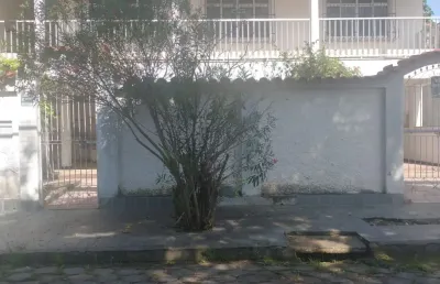 Casa com 6 quartos à venda na Rua Nair Esteves, 219, Montese, Resende
