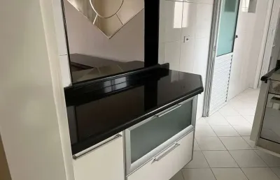 Apartamento com 3 quarto(s) e 2 banheiro(s) para alugar, 82 m² por r$ 4409 / mês