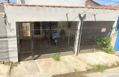 Casa com 2 quarto(s) e 2 banheiro(s) para alugar, 100 m² por r$ 2000 / mês