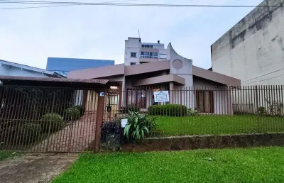 Casa com 3 quarto(s) e 2 banheiro(s) para alugar, 180 m² por r$ 5550 / mês