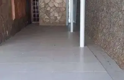 Casa com 6 quarto(s) e 4 banheiro(s) para alugar, 350 m² por r$ 3500 / mês