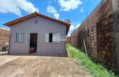 Casa com 2 quarto(s) e 1 banheiro(s) para alugar, 46 m² por r$ 988 / mês