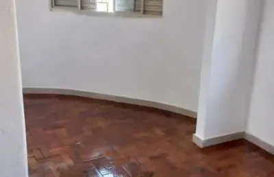 Casa com 1 quarto(s) e 1 banheiro(s) para alugar, 75 m² por r$ 1480 / mês