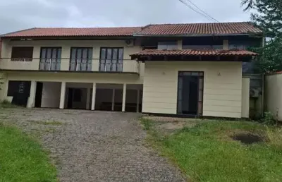 Casa com 6 quarto(s) e 4 banheiro(s) para alugar, 1000 m² por r$ 22000 / mês