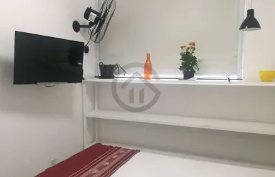 Apartamento com 1 quarto(s) e 1 banheiro(s) para alugar, 35 m² por r$ 1650 / mês