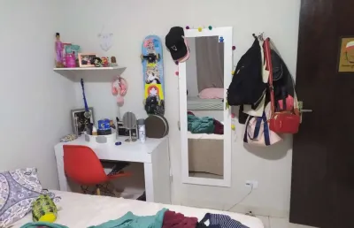 Casa com 2 quarto(s) e 1 banheiro(s) para alugar, 100 m² por r$ 1243 / mês
