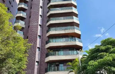 Apartamento com 4 quarto(s) e 6 banheiro(s) para alugar, 234 m² por r$ 6400 / mês