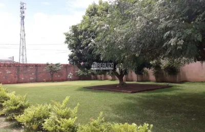 Casa com 1 quarto(s) e 2 banheiro(s) para alugar, 1823 m² por r$ 14000 / mês