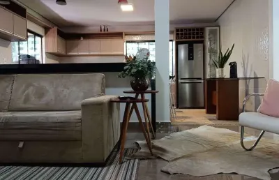 Casa com 2 quarto(s) e 2 banheiro(s) para alugar, 145 m² por r$ 5600 / mês