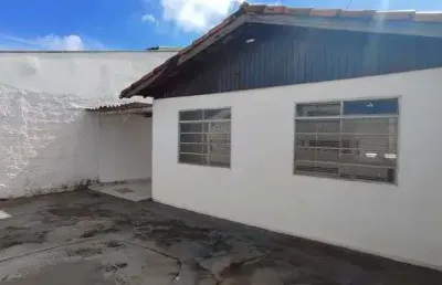 Casa com 2 quarto(s) e 1 banheiro(s) para alugar, 200 m² por r$ 2200 / mês