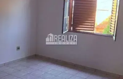 Apartamento com 3 quarto(s) e 3 banheiro(s) para alugar, 129 m² por r$ 2110 / mês
