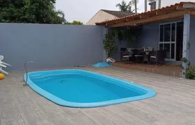 Casa com 4 quarto(s) e 3 banheiro(s) para alugar, 250 m² por r$ 6850 / mês