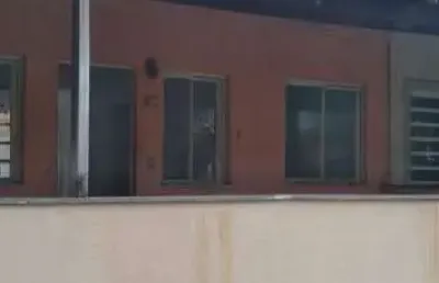 Apartamento com 3 quarto(s) e 1 banheiro(s) para alugar, 70 m² por r$ 850 / mês