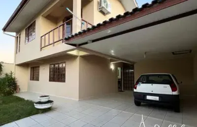 Casa com 3 quarto(s) e 3 banheiro(s) para alugar, 150 m² por r$ 5000 / mês