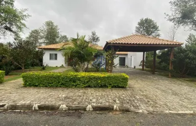 Casa em condomínio fechado com 3 quartos à venda na residencial haras camping club, 1, zona rural, barra do choça por r$ 570.000