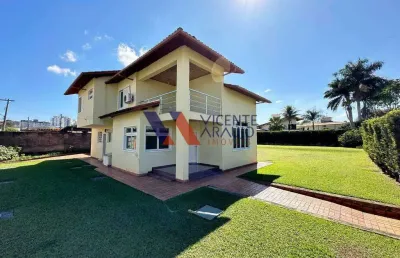 Casa de 4 quartos em lote de 900m² a venda, bairro ingá em betim.